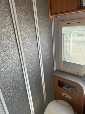 2005 Adria Adriatik — photo 10 of 21