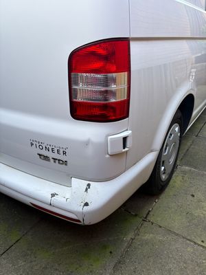 2015 Volkswagen Transporter T5 — photo 18 of 18