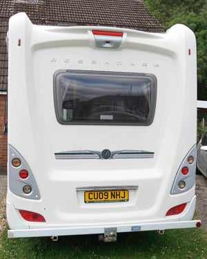 2009 Bessacarr E695 — photo 4 of 9