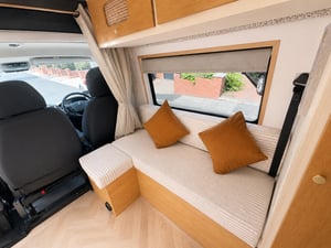 2015 Peugeot Boxer — photo 9 of 14