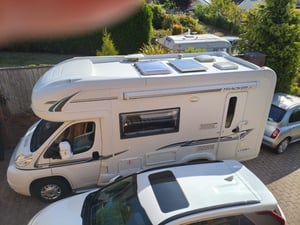 2010 Auto-Trail Tracker EKS — photo 3 of 67