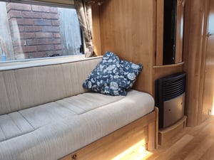 2010 Auto-Trail Tracker EKS — photo 10 of 67