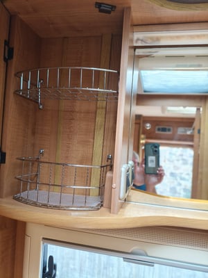 2010 Auto-Trail Tracker EKS — photo 39 of 67