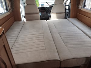 2010 Auto-Trail Tracker EKS — photo 67 of 67