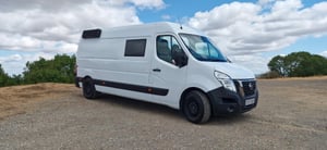 2023 Nissan NV400 — photo 1 of 19