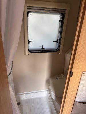2012 Elddis Autoquest 115 — photo 12 of 12