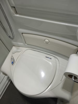 2016 Auto-Sleepers Topaz — photo 10 of 31