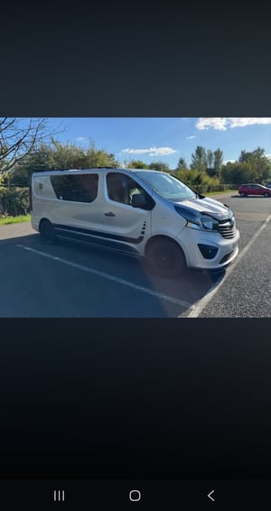 2018 Vauxhall Vivaro — photo 5 of 13
