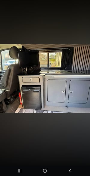 2018 Vauxhall Vivaro — photo 11 of 13