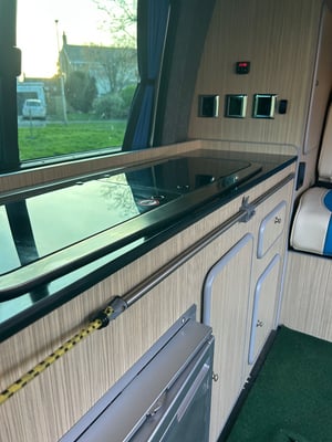 2015 Volkswagen Transporter T32 DSG — photo 3 of 30