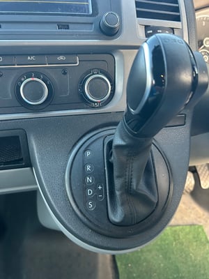 2015 Volkswagen Transporter T32 DSG — photo 30 of 30