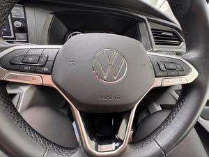 2021 Volkswagen T6.1 Transporter Highline — photo 18 of 57