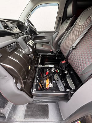 2021 Volkswagen T6.1 Transporter Highline — photo 21 of 57