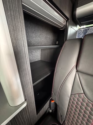 2021 Volkswagen T6.1 Transporter Highline — photo 24 of 57