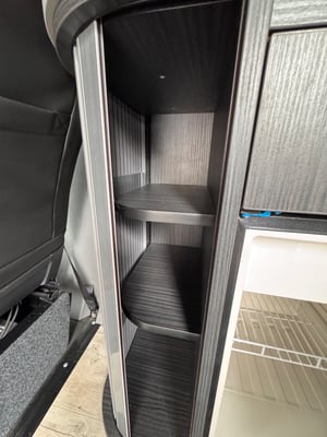 2021 Volkswagen T6.1 Transporter Highline — photo 26 of 57