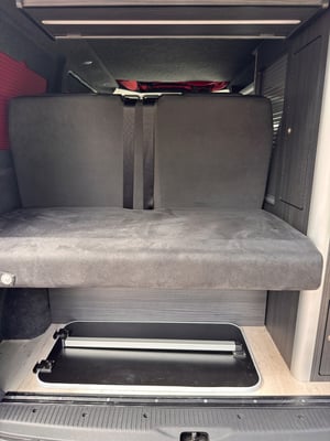 2021 Volkswagen T6.1 Transporter Highline — photo 48 of 57