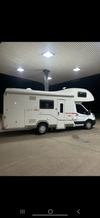 2015 Roller team zefiro 690 - Image 2