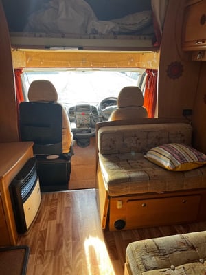 2005 Compass calypso — photo 18 of 26