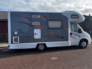 2005 Compass calypso — photo 23 of 26