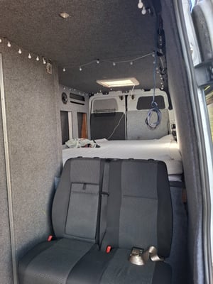 2009 Mercedes-Benz Sprinter  — photo 14 of 22