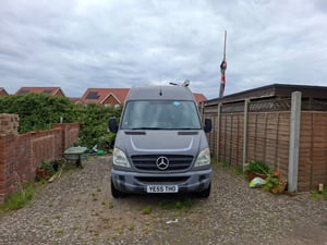 2009 Mercedes-Benz Sprinter  — photo 5 of 22
