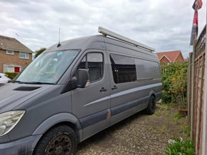 2009 Mercedes-Benz Sprinter  — photo 3 of 22