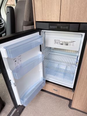 2023 Auto-Trail V-Line 540SE — photo 12 of 23