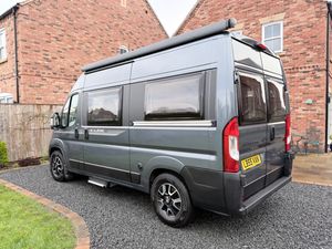 2023 Auto-Trail V-Line 540SE — photo 19 of 23