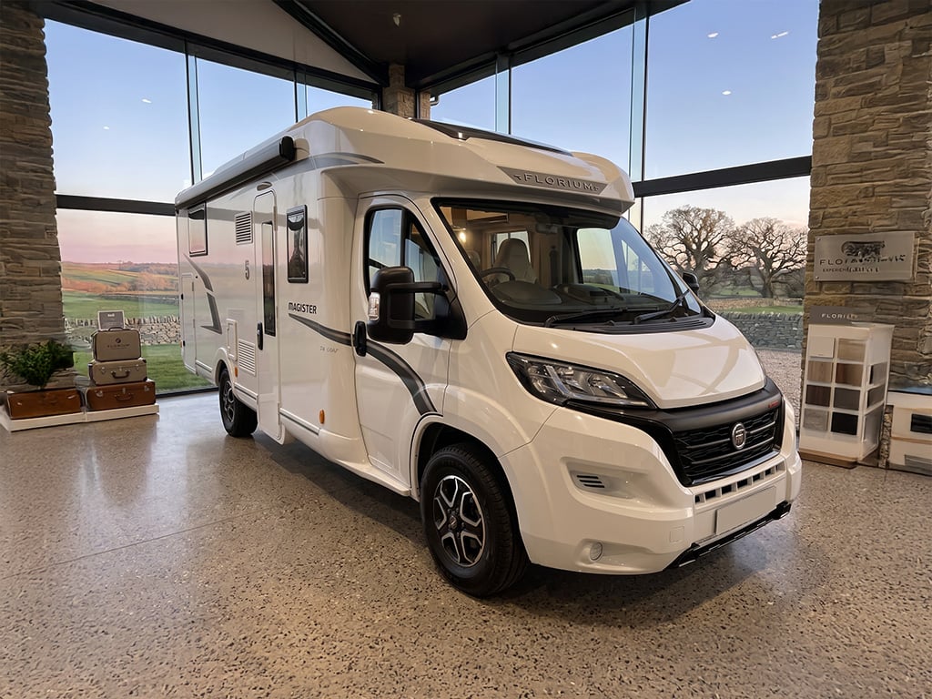 2023 Florium Magister 74 LMF - Image 1