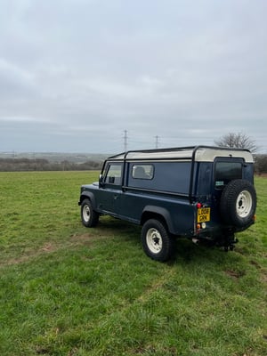 2008 Land Rover 110 hard top — photo 6 of 10