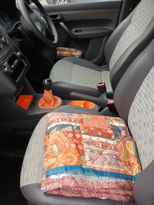2011 Volkswagen Caddy Maxi — photo 6 of 19