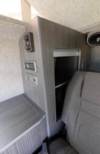 2015 Volkswagen Transporter T5 - Image 2