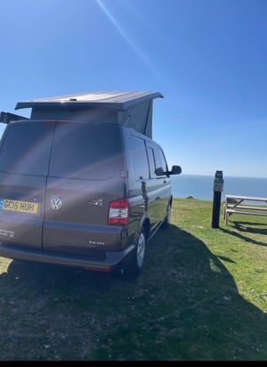 2015 Volkswagen Transporter T5 — photo 7 of 11