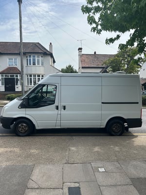 2010 Ford Transit T280 2.2 FSH, 2 Owners — photo 8 of 21