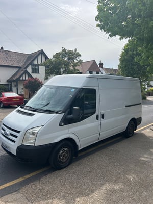 2010 Ford Transit T280 2.2 FSH, 2 Owners — photo 9 of 21