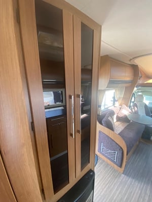 2013 Auto-Trail Mohawk — photo 5 of 15