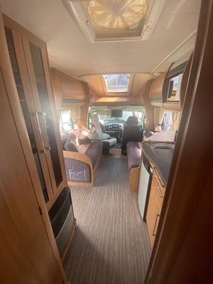 2013 Auto-Trail Mohawk — photo 7 of 15