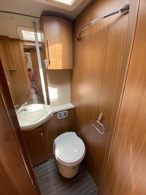 2013 Auto-Trail Mohawk — photo 14 of 15