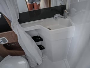 2024 Auto-Trail Excel 620G — photo 33 of 46