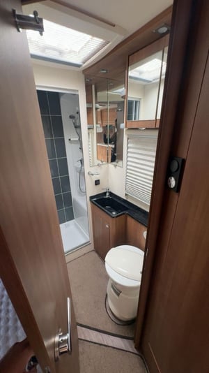 2013 Elddis Aspire 265 50th Anniversary — photo 4 of 10