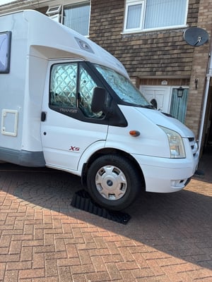 2008 Bailey Transit Homecar — photo 1 of 14