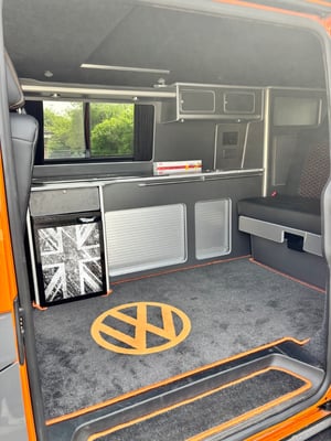 2018 Volkswagen Transporter T6 DSG — photo 33 of 46