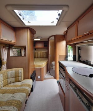 2004 Bessacarr E450 2-Berth Fixed Bed — photo 2 of 24