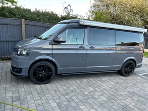 2010 Volkswagen Camper King — photo 6 of 14