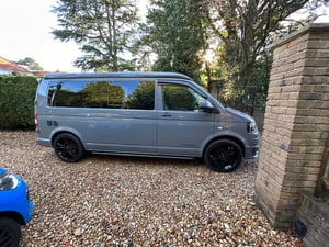2010 Volkswagen Camper King — photo 9 of 14