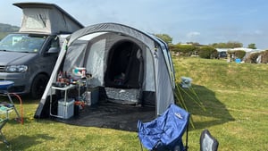 2010 Volkswagen Camper King — photo 10 of 14