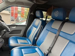 2010 Volkswagen Camper King — photo 11 of 14
