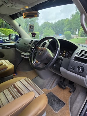 2014 Volkswagen California — photo 3 of 17