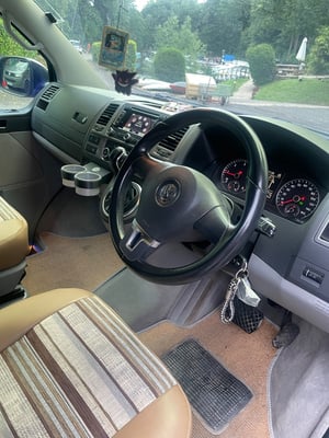 2014 Volkswagen California — photo 8 of 17
