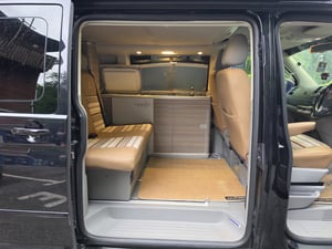 2014 Volkswagen California — photo 10 of 17